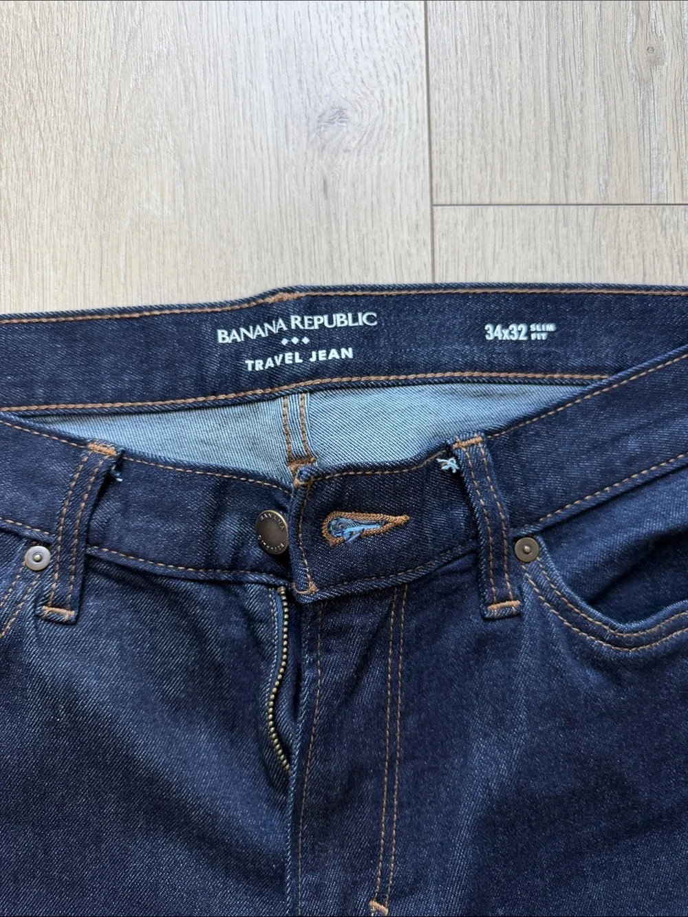 Banana Republic Dark Blue Men’s Travel Jeans a 34x32 Slim Fit